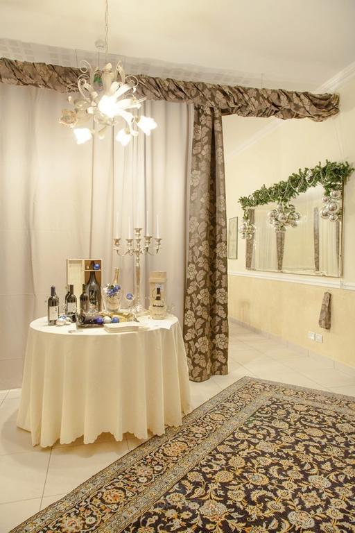 Albergo Roma 보르고 발 디 타로 외부 사진
